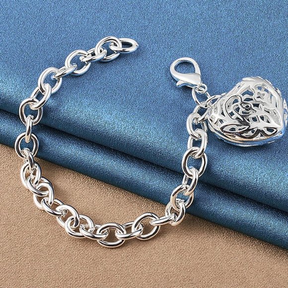 Hollowed & Carved Heart Pendant Bracelet Stamped .925 Solid Sterling Silver - Picture 5 of 6